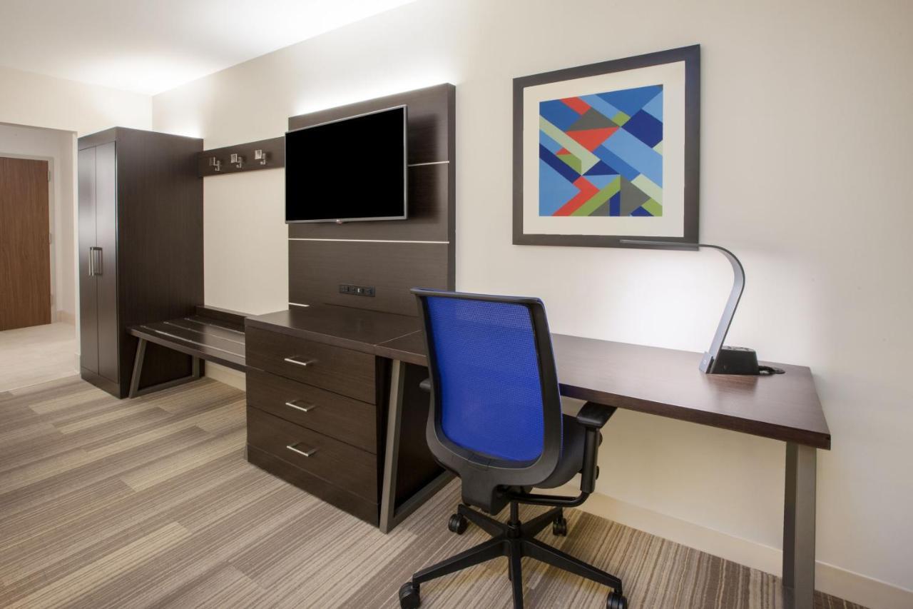 Holiday Inn Express - Kansas City Downtown By Ihg Exterior photo