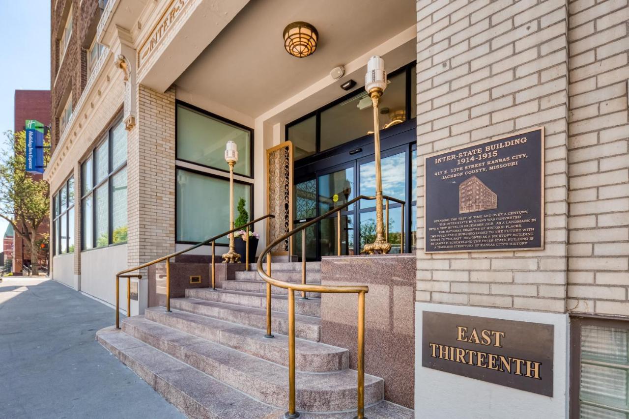 Holiday Inn Express - Kansas City Downtown By Ihg Exterior photo